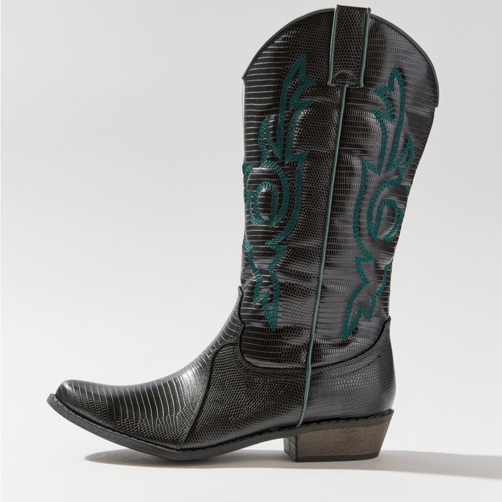 Black Western Cowboy Boots with Teal Embroidery